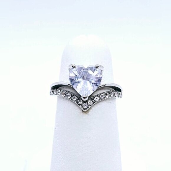 Sterling Silver 925 CZ Heart-Shaped Wedding Anniversary / Engagement - Picture 5 of 9